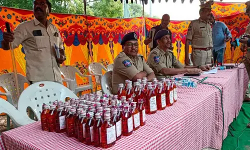 Cordon and search held in Chaderghat, 10 arrested