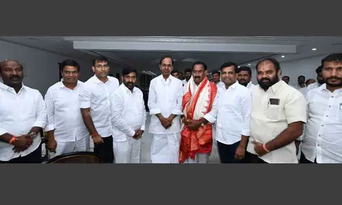 Something needs to be done for Munugodu, says KCR