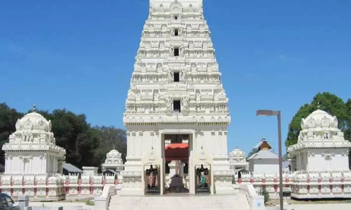 Temples in erstwhile Karimnagar closed due to Chandra Grahan