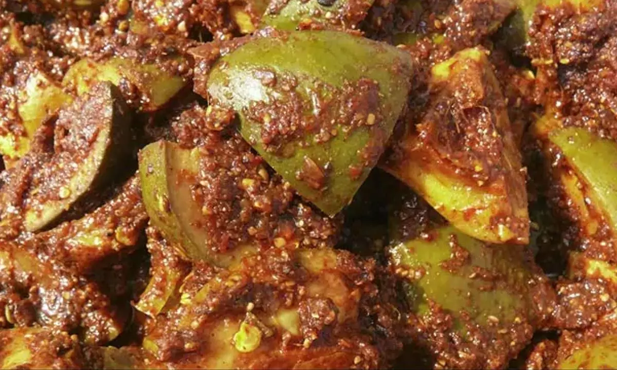 A woman In England Hospitalized After Eating Mango Pickle