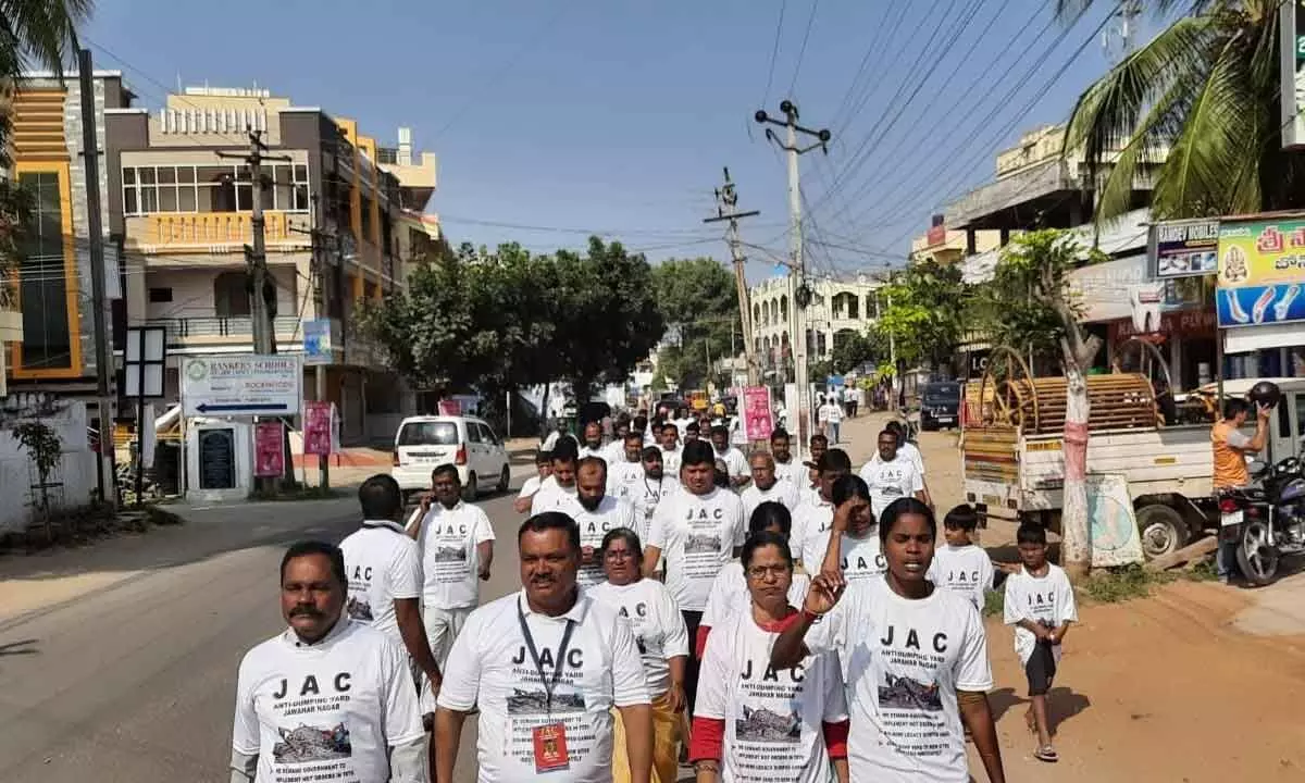 Hyderabad: Residents run for relocation of Jawahar Nagar dump yard