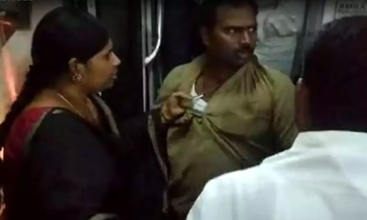 APSRTC bus driver beaten for alleged rude behaviour with woman in Palanadu