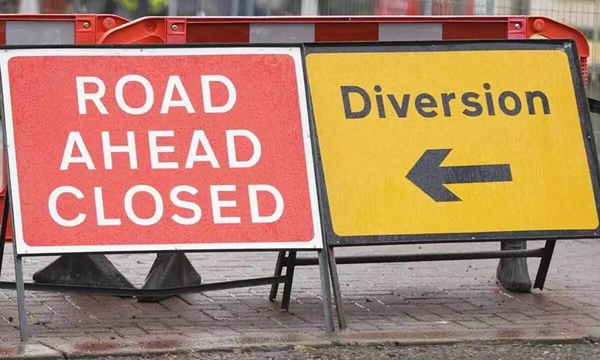 Sign drive against SCB road closure evokes big response