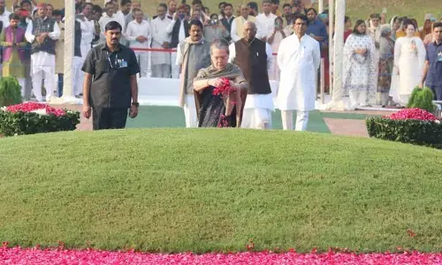 Champion of Democracy Kharge pays homage to Jawaharlal Nehru on his birth anniversary, Sonia Gandhi pays floral tributes