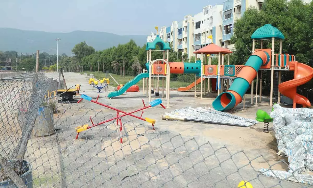 Children’s playing area at Vinayak Sagar