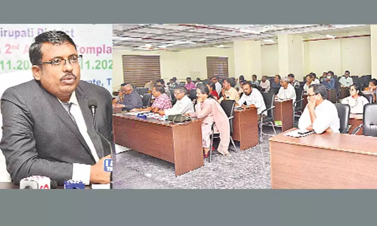 State Information Commissioner U Hariprasad Reddy addressing the PIOs and appellate authorities in Tirupati on Thursday