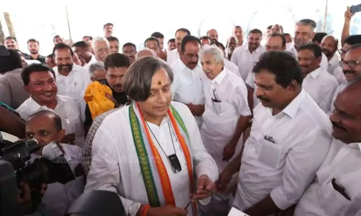 New group emerging within Kerala Congress with Tharoor as its leader