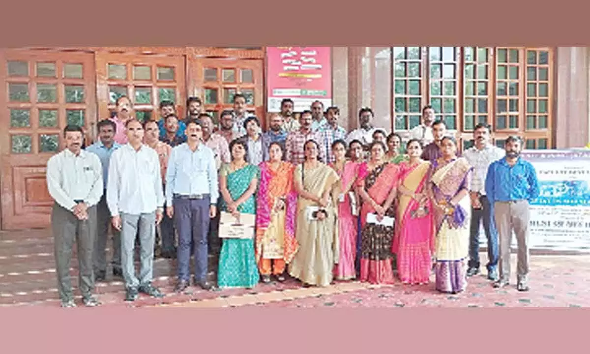 Dr Anil Kumar, scientist at Vikram Sarabhai Space Centre, Tiruvanthapuram, with the faculty of the PVP Siddhartha Institute of Technology at Kanuru near Vijayawada on Monday