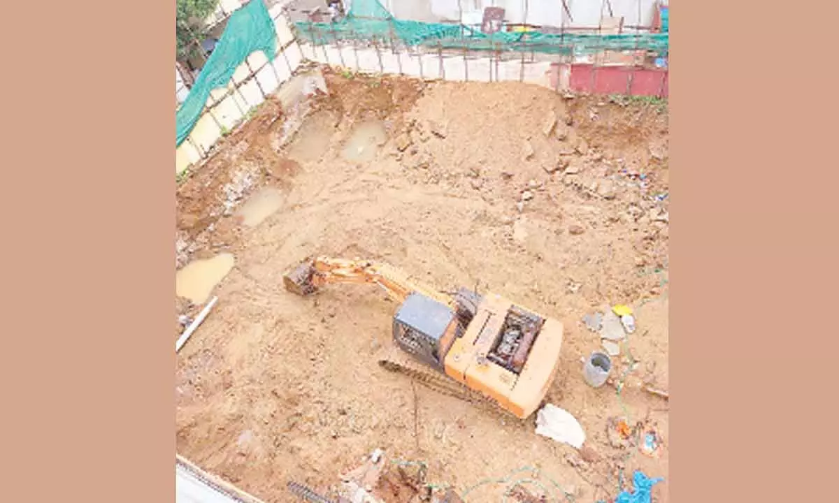 Hyderabad: HC orders closure of illegal basement, GHMC dumps 200 trucks of C&D waste