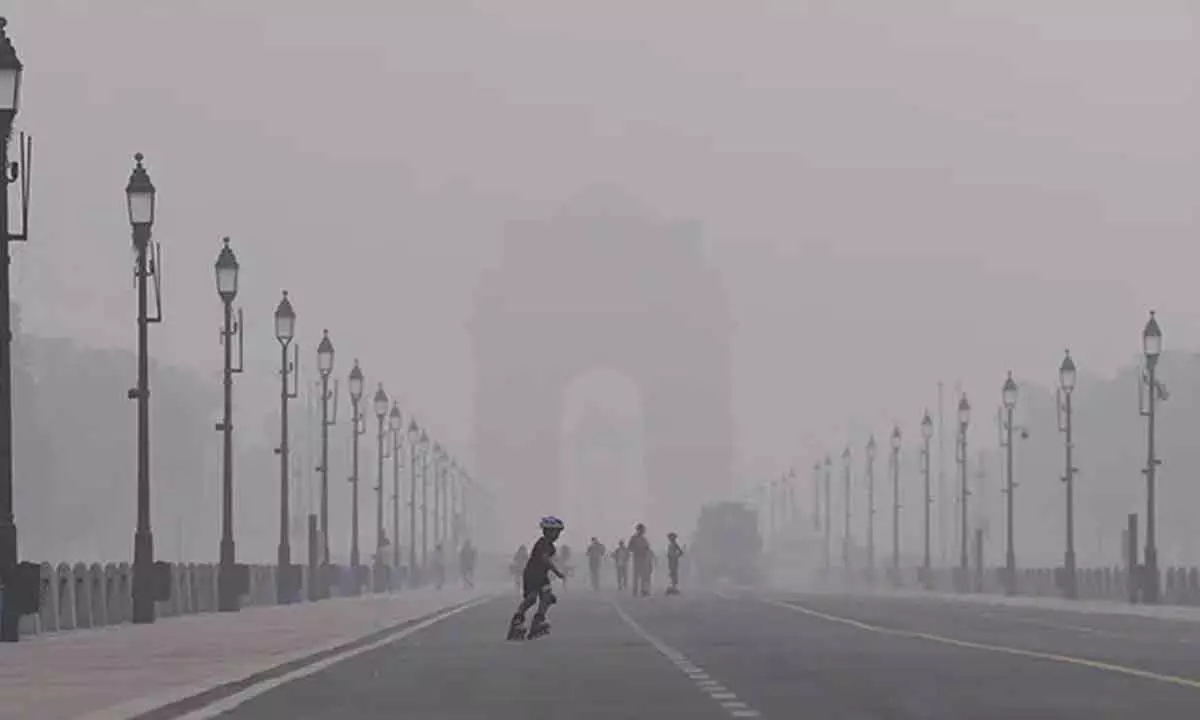 Delhi air quality moderate with AQI recorded at 193 today