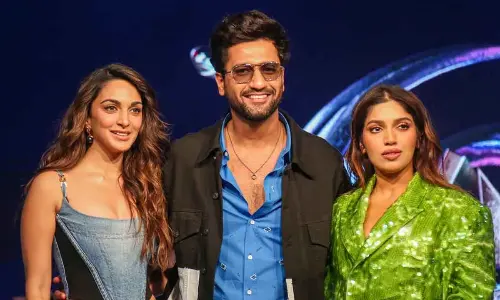 Vicky Kaushal, Bhumi Pednekar, Kiara Advani in Govinda Naam Mera Movie
