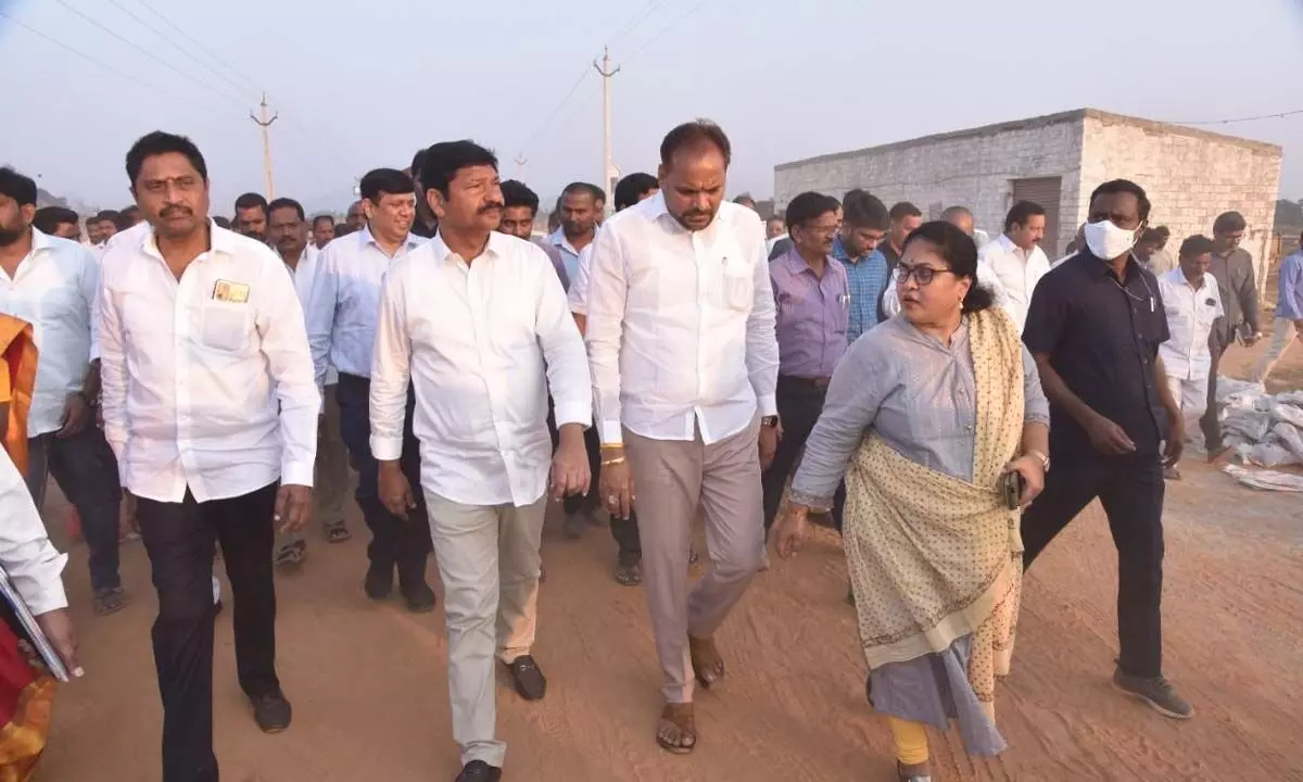 Minister Jogi Ramesh visiting Gunkalam housing layout in Vizianagaram on Tuesday