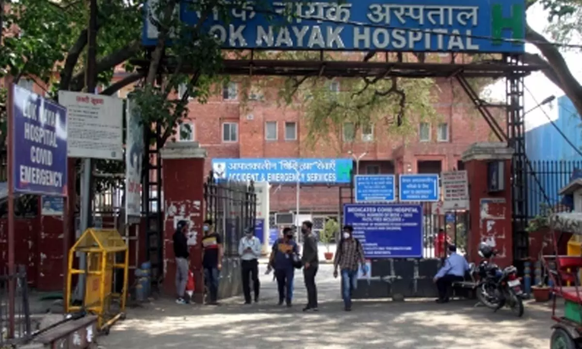 Delhi HC seeks LNJP Hospitals report on married womans case for termination of 3rd-trimester foetus
