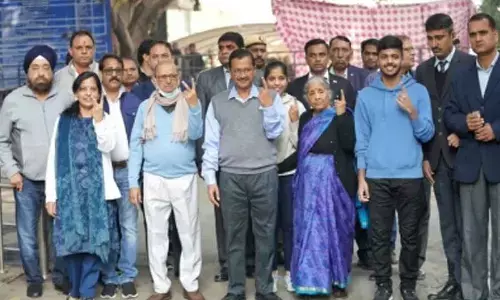 Delhi CM Kejriwal casts his vote, urges people to vote for honest party