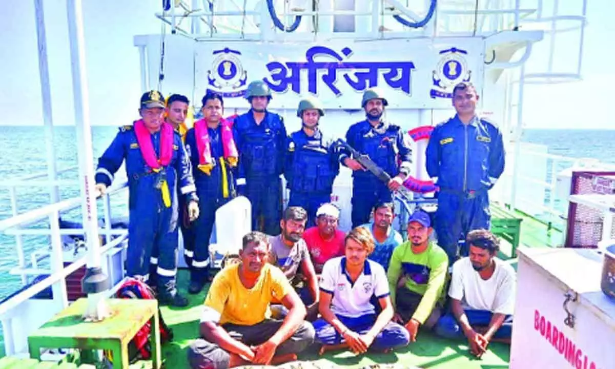 Indian Coast Guard rescues 7 fishermen at IMBL