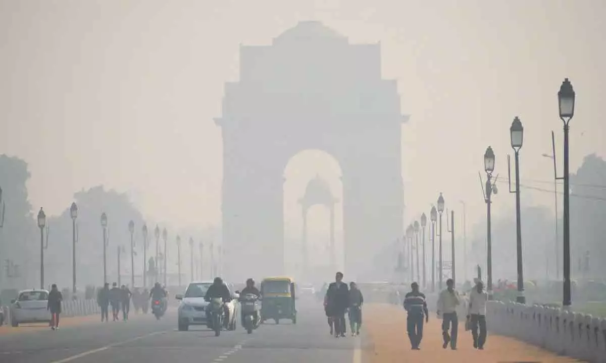 Delhi air quality remains very poor at 337 AQI