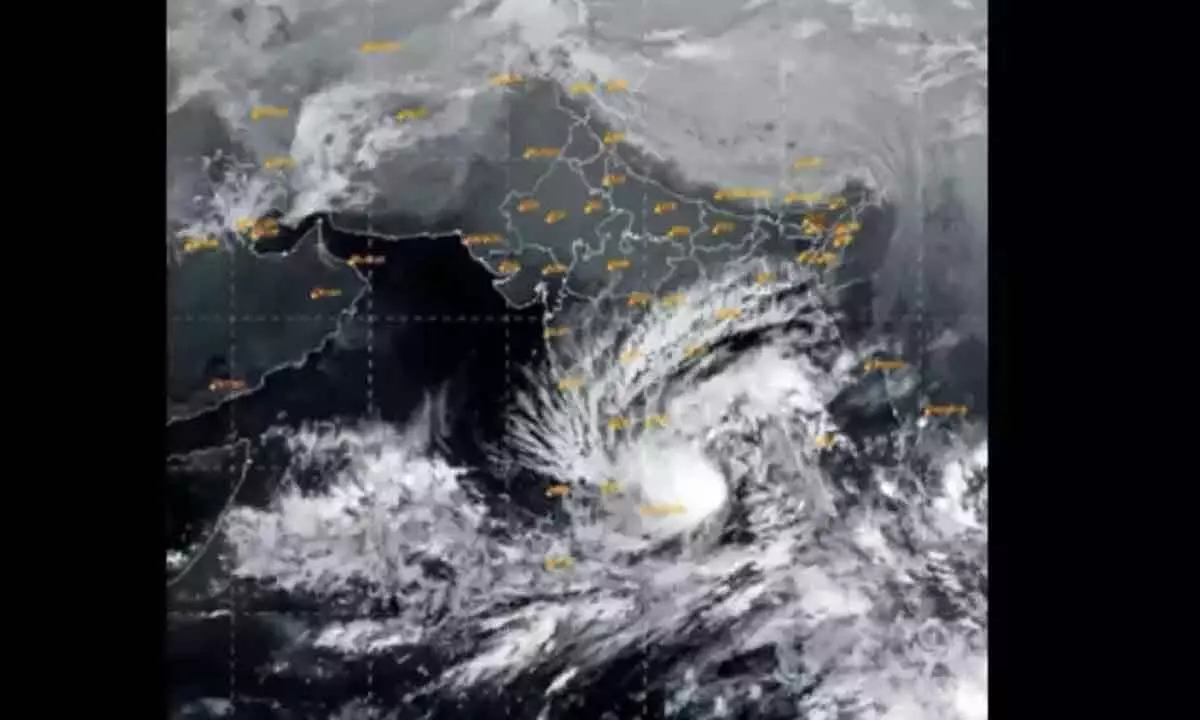 Cyclone Mandous: Red alert in 3 TN districts, orange alert in 6