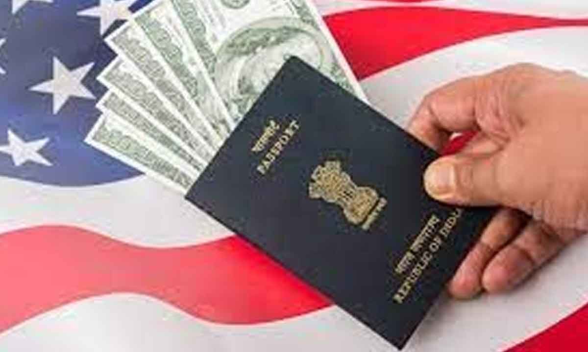 White House supports bill on green card quota