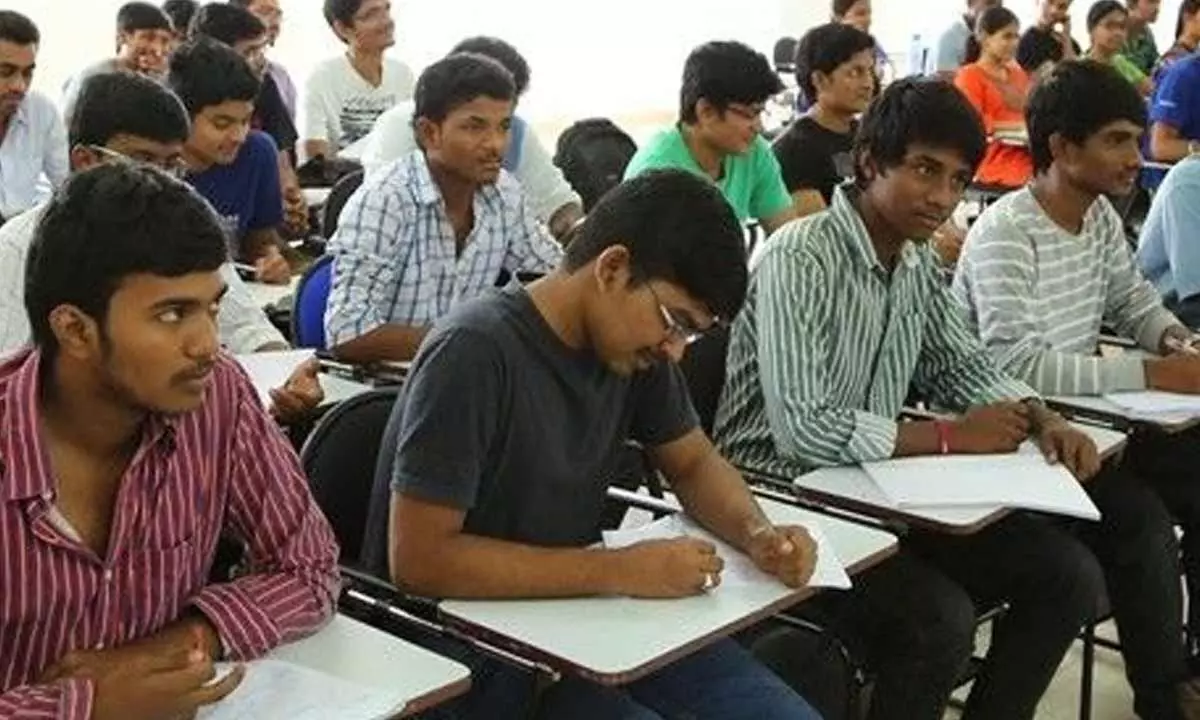 IIT Hyderabad placements Phase-1: 474 students receive 508 job offers