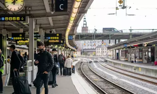 Commuter trains in Sweden still experiencing extensive disruption