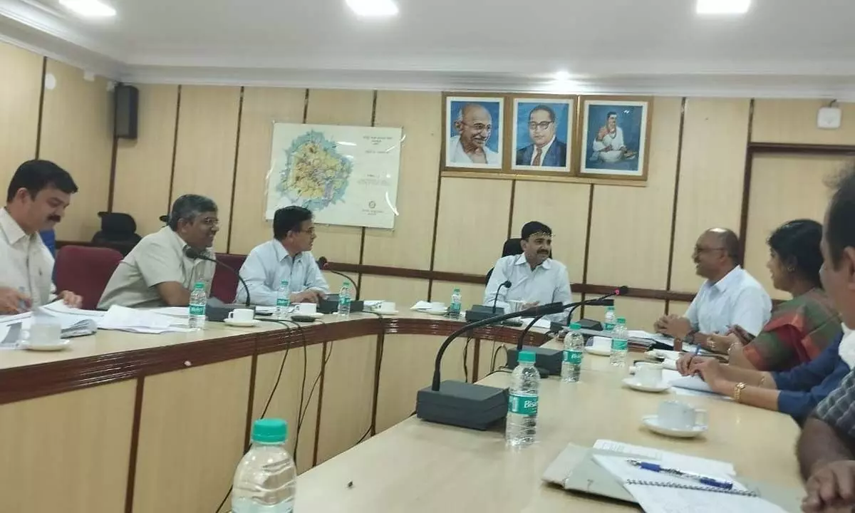 BDA Chief orders speeding up works of Nadaprabhu Kempegowda layout