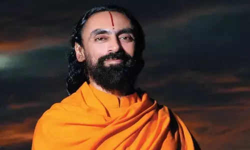 Swami Mukundananda