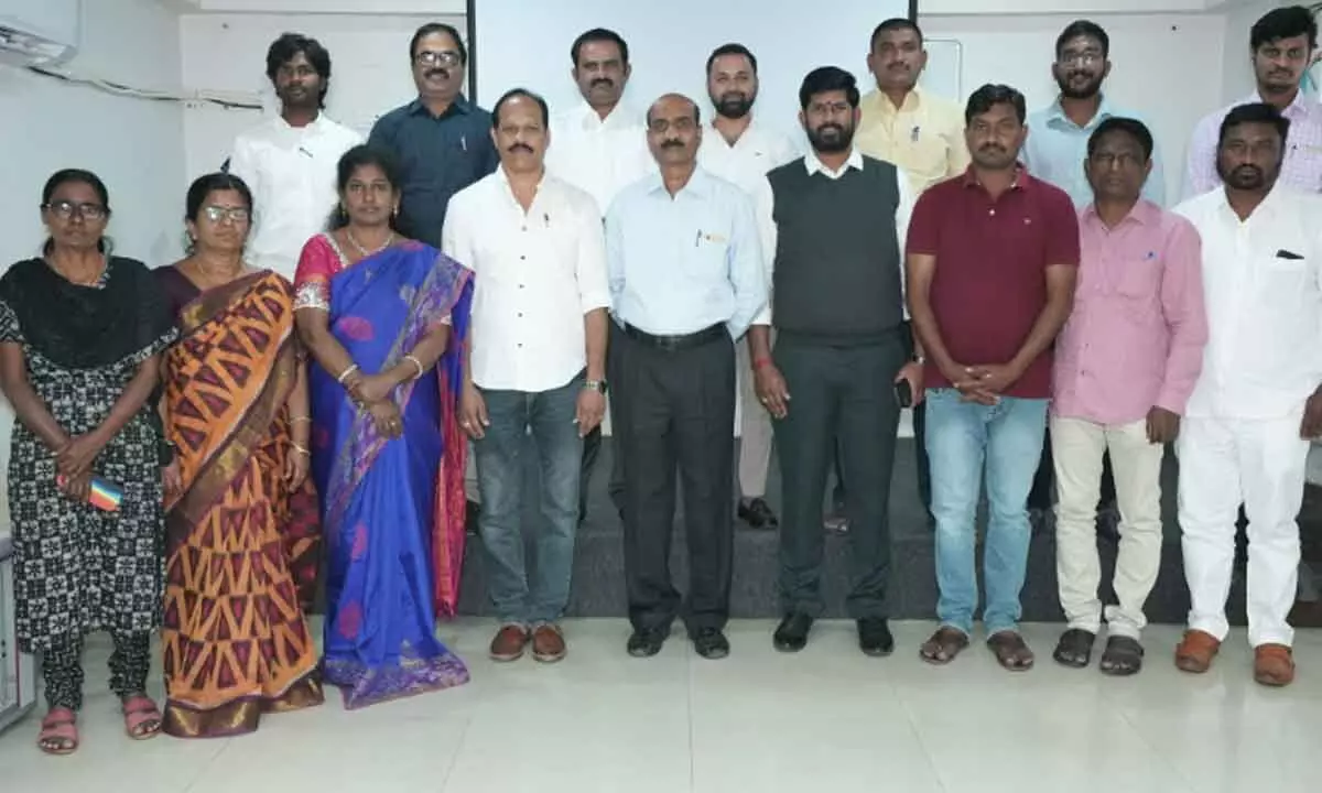 Vaktha programme director D Bal Reddy with 109th batch of trainees after the training programme in Hyderabad  on Sunday