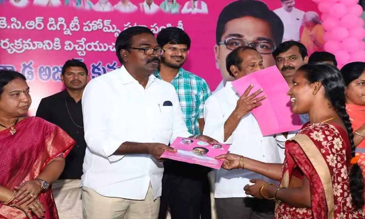 Puvvada hands out 234 house pattas to beneficiaries