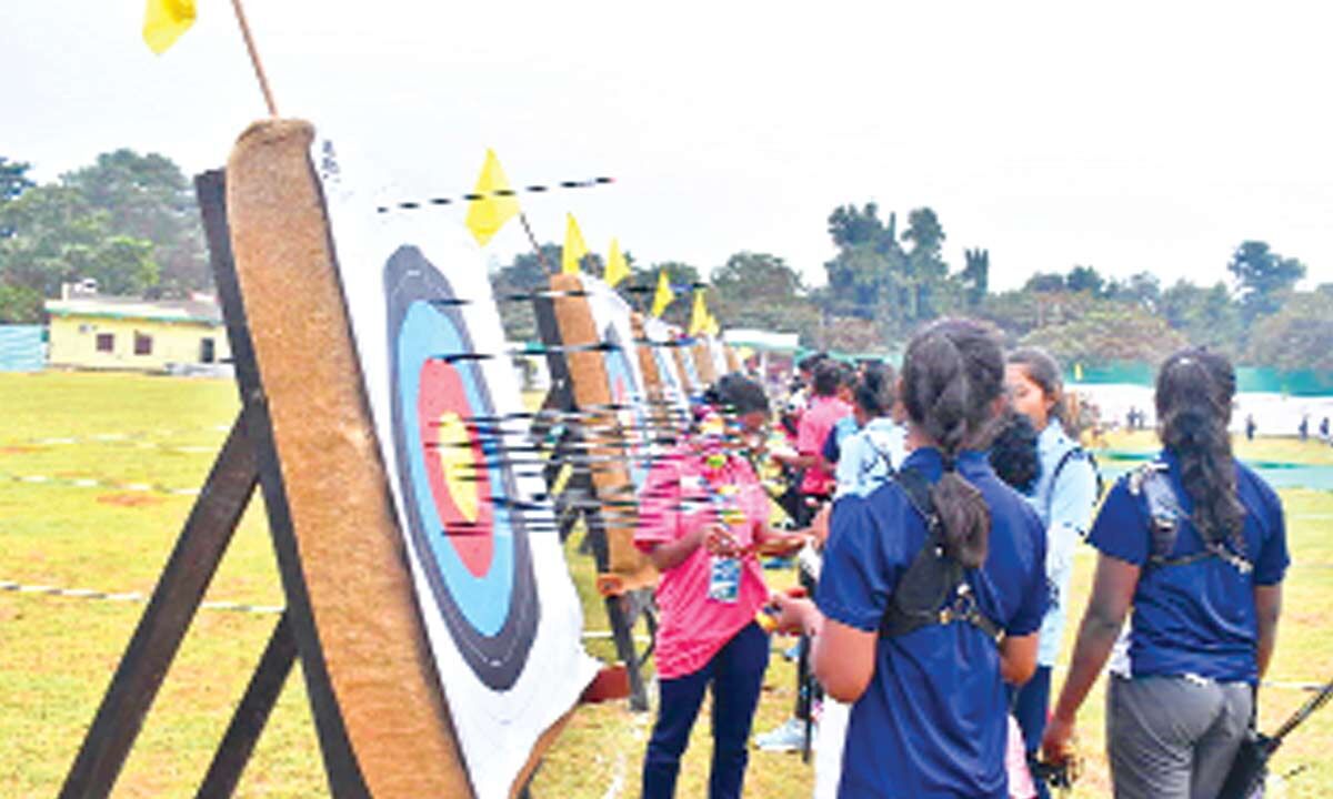 Nurture archery skills of tribals, says Prafulla Mallik