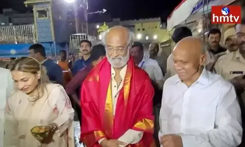 Super Star Rajinikanth Offers Prayers at Tirumala Temple