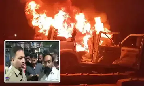 Tension in Macherla as TDP, YSRCP activists clash