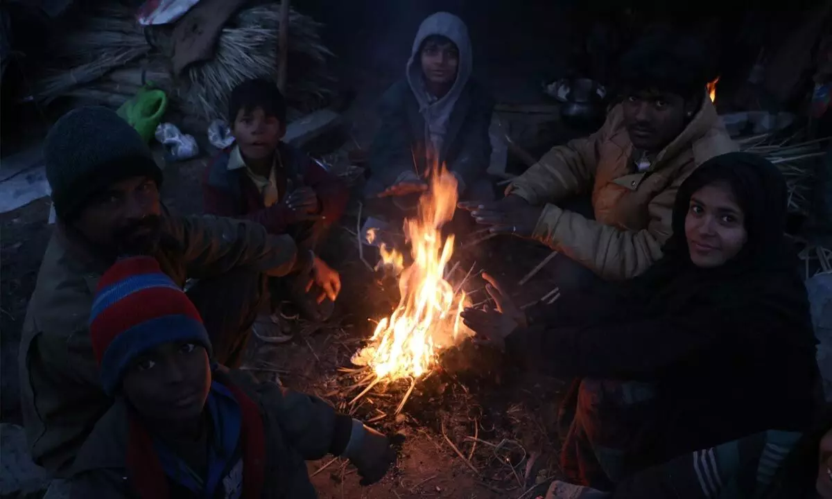 Kashmir, Ladakh shiver in sub-zero night temperature