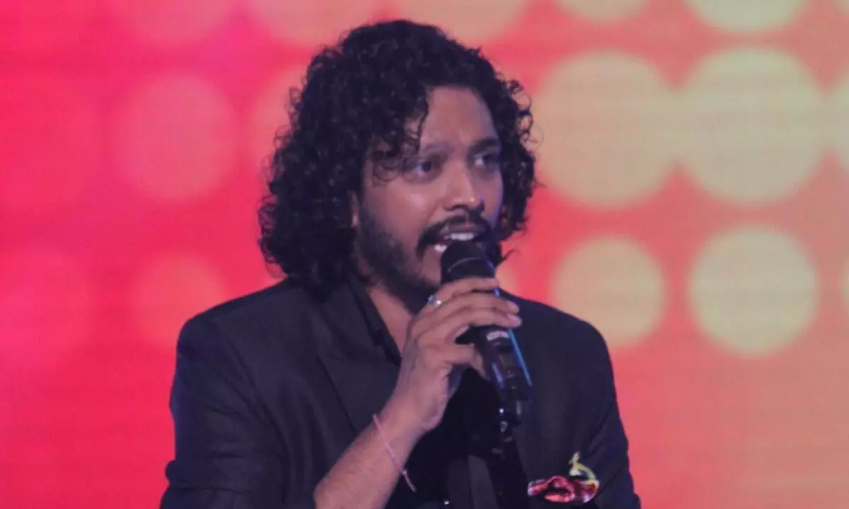 ‘Current Laga Re’ singer Nakash Aziz hails accessibility of music in digital age