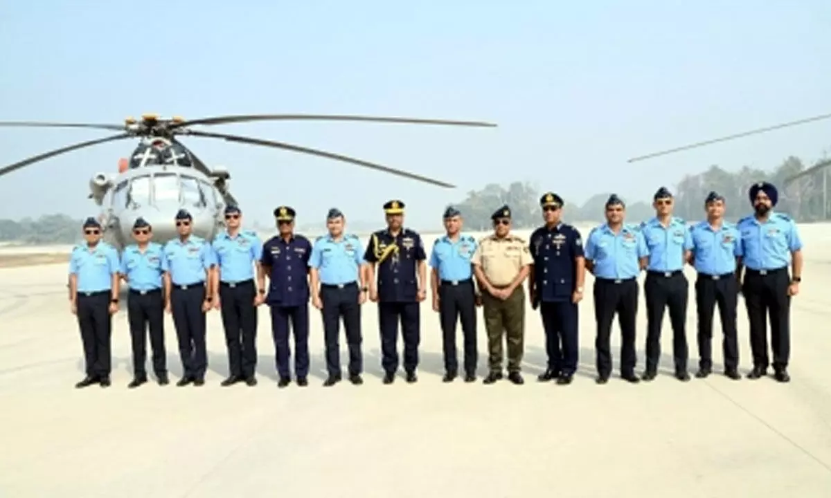 Bangladesh Air Force Chief visits IAF station in Barrackpore