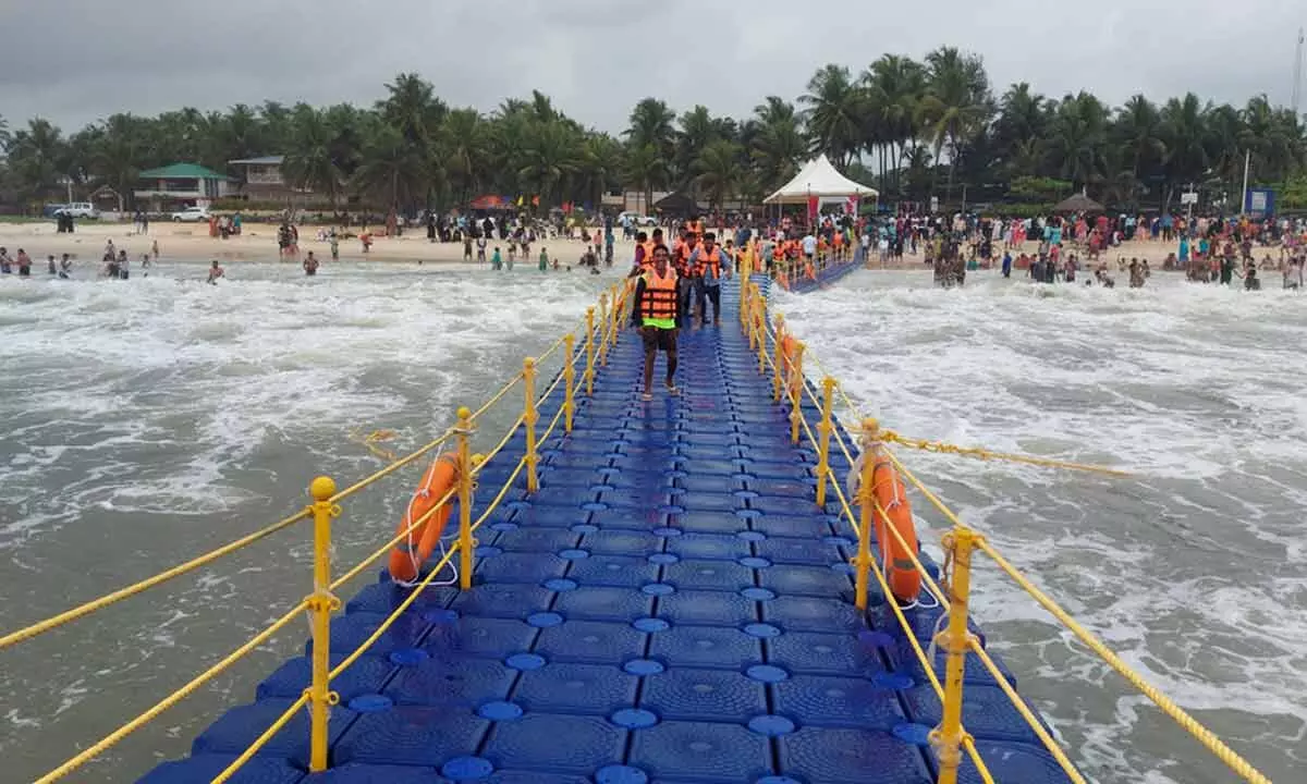 Floating deck reintroduced in Malpe Beach