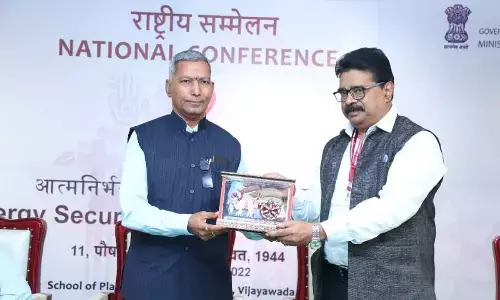 Dr Justice B Shiva Sankara Rao (Retd) receiving a memento from School of Planning and Architecture Director Prof Dr Srikonda Ramesh in Vijayawada  on Monday