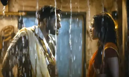 The new glimpse of Kartikeyas Bedurulanka 2012 is all raw and intense!