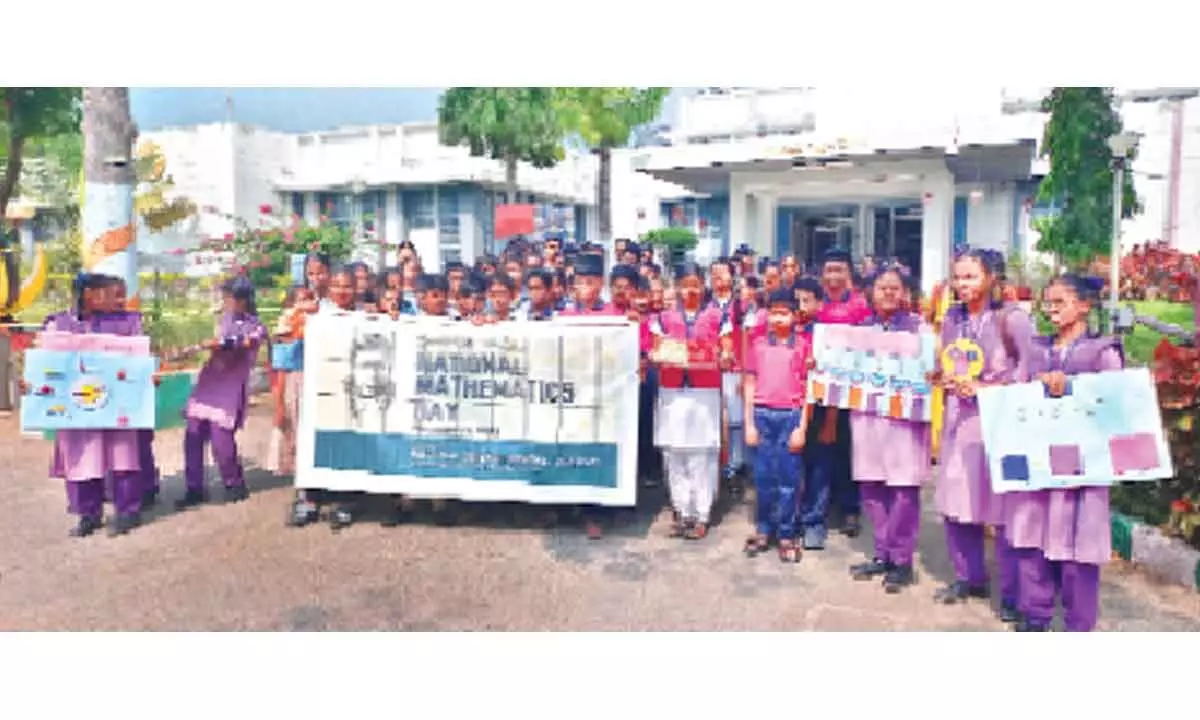 Students taking part in National Mathematics Day rally held at Regional Science Centre in Tirupati on Thursday