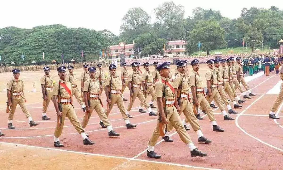 AP govt. gives two years of age relaxation to candidates appearing for Constable posts