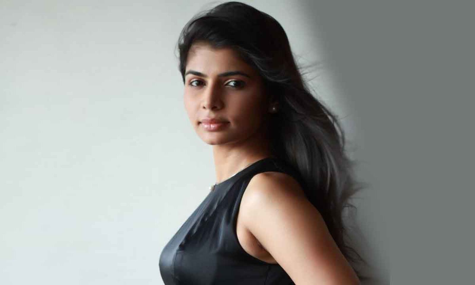 1600px x 960px - Singer Chinmayi slams trolls for body shaming