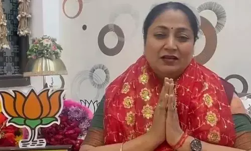 Delhi Hearing Disrupted: BJP’s Rekha Gupta Assaulted, Accused Held