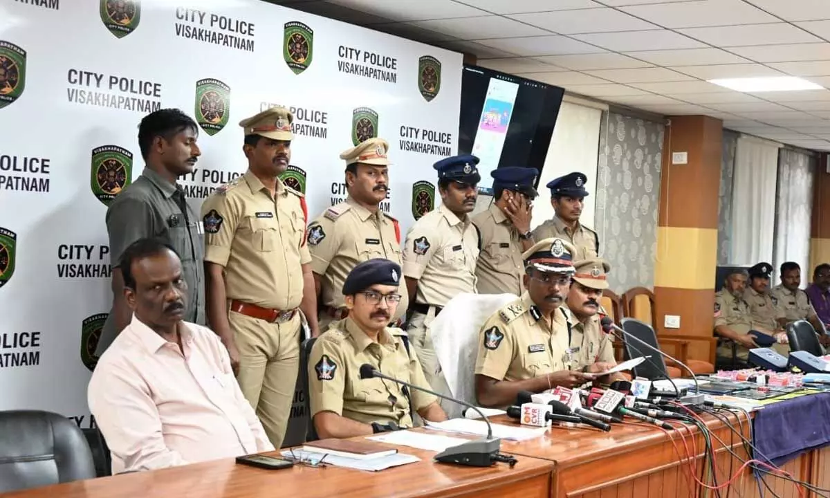 Commissioner of Police Ch Srikanth speaking to the media in Visakhapatnam on Wednesday