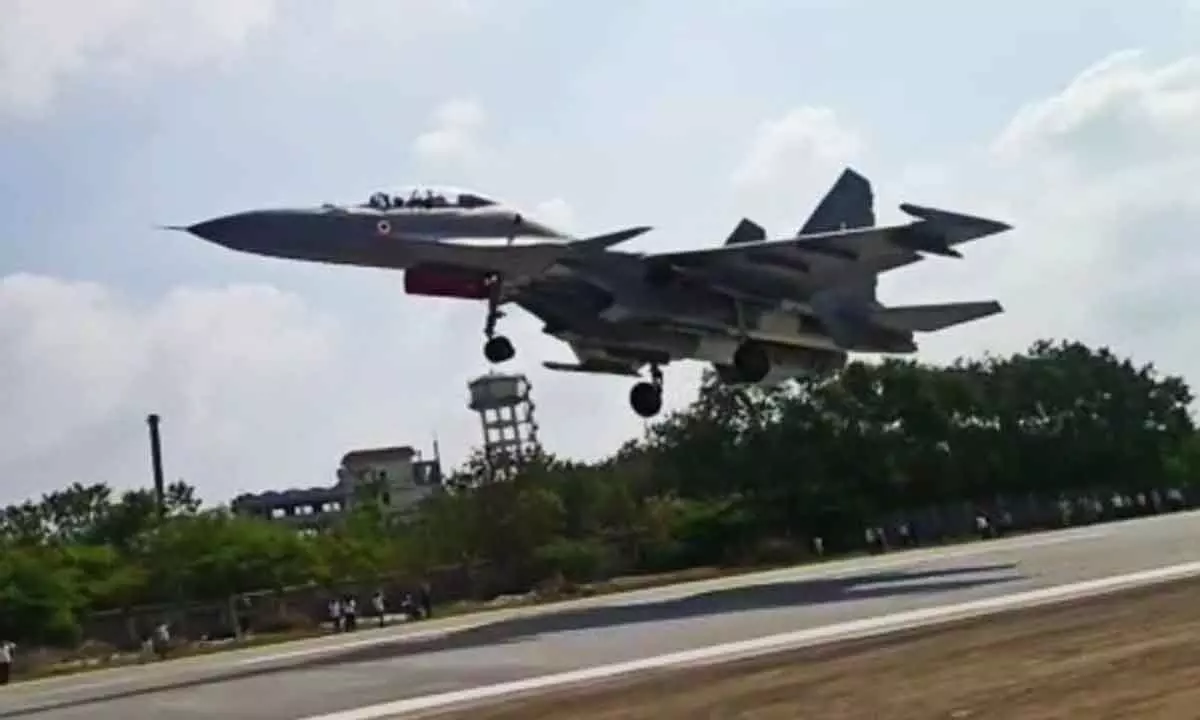 In successful trial, IAF jets touch down national highway in Andhra