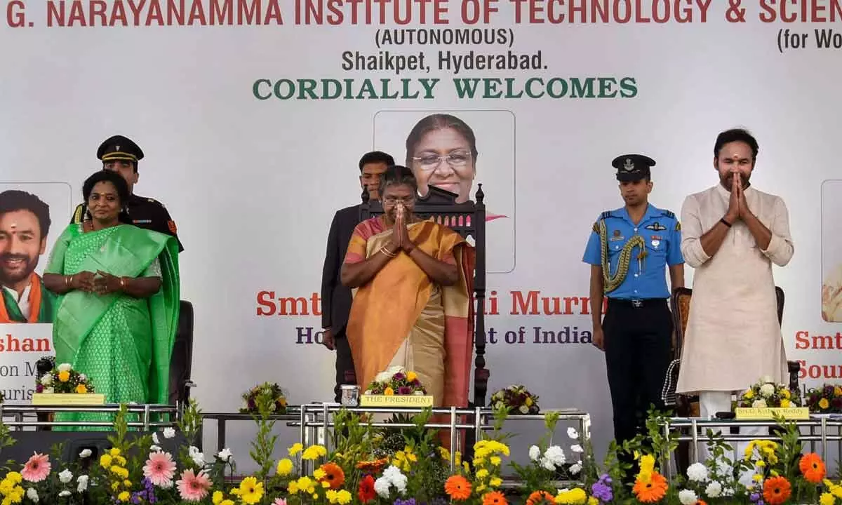 President Droupadi Murmu with Governor Tamilisai Soundararajan and Union Minister G Kishan Reddy at a function in G Narayanamma Institute of Technology and Science for Women in Hyderabad on Thursday