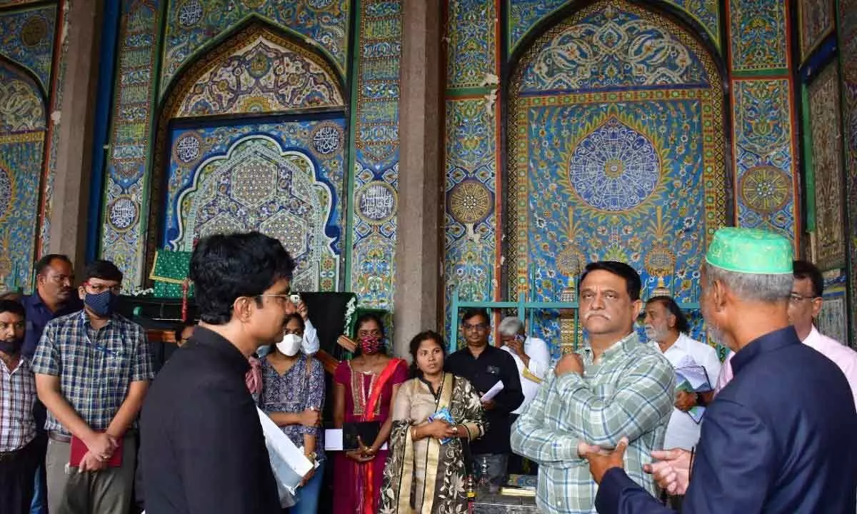 Badshahi Ashoorkhana to be restored