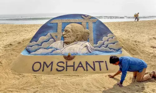 Leaders condole death of PMs mother, recall her simplicity, high values