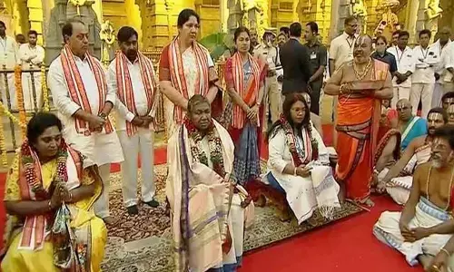 President Draupadi Murmu along with State Governor Tamilisai Soundararajan and Ministers Indrakaran Reddy, Jagadish Reddy and Satyavathy Rathore taking part in a special puja at Yadadri temple on Friday.