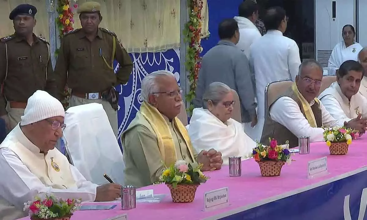 Khattar attends Brahma Kumaris function in Raj