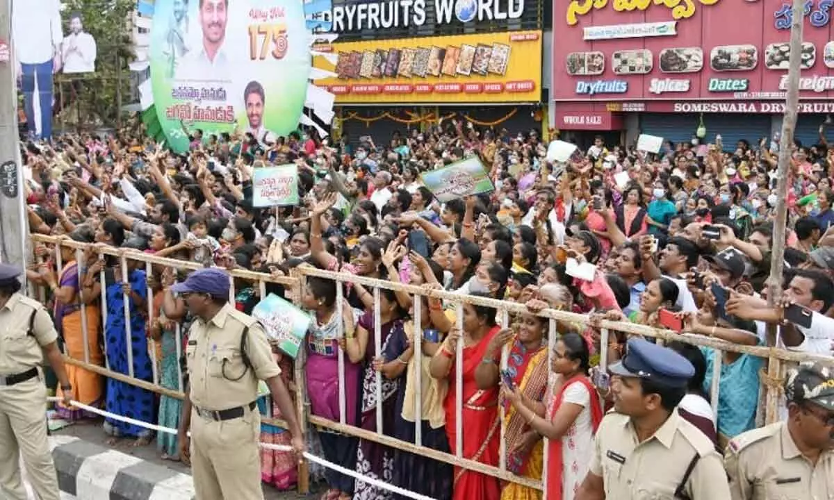 Public gather for Chief Minister YS Jagan Mohan Reddy’s roadshow in Rajamahendravaram on Tuesday