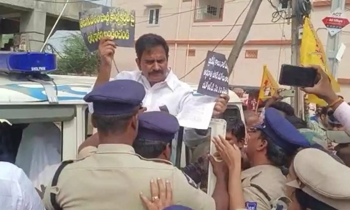 TDP leader Devineni Uma Maheswara Rao being arrested at Gollapudi near Vijayawada on Thursday